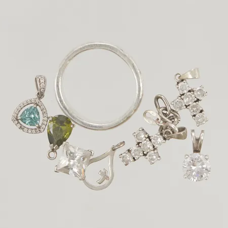 Diverse silversmycken, skador och stenar finns 925/1000 27,4g.