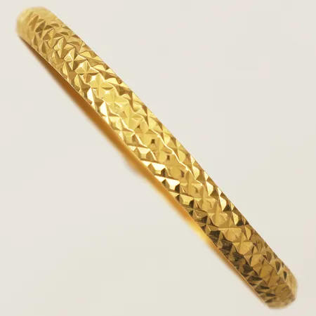Armring hamrad dekor Ø6,2cm bredd 6,5mm smärre repor ostämplat 20K Vikt: 11,4 g