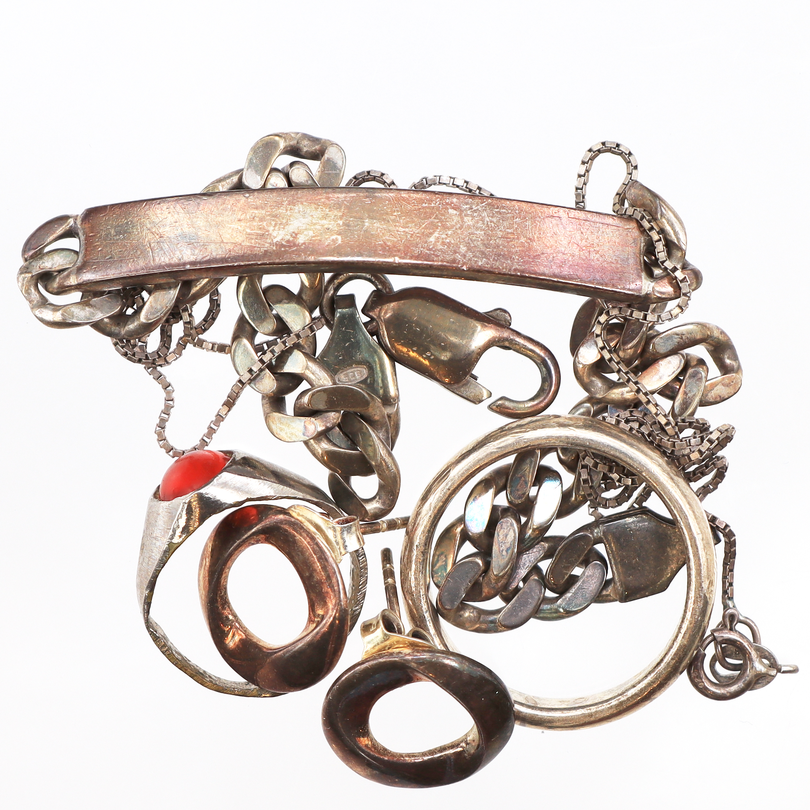 Diverse silversmycken, defekter/gravyrer, 830-925/1000 Vikt: 29,6 g
