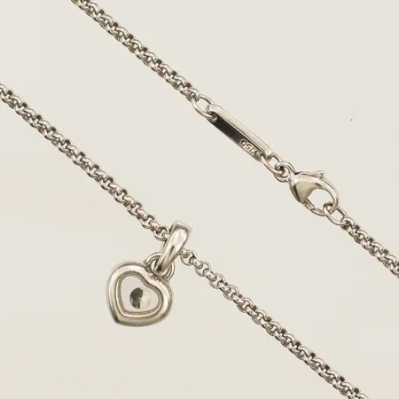 Collier Chopard Happy Diamonds diamant 0,05ct referensnummer: 794854-1001 serienummer: 6168412 längd 42 cm hänge ca 9x15mm värderingsintyg från Kaplans certifikat från Tyskland 2008 originaletui vitguld 18K Vikt: 11,1 g