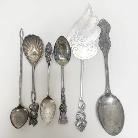 6 Diverse bestick, finska stämplar, gravyr, 813/1000 silver Vikt: 101,2g Vikt: 101,2 g