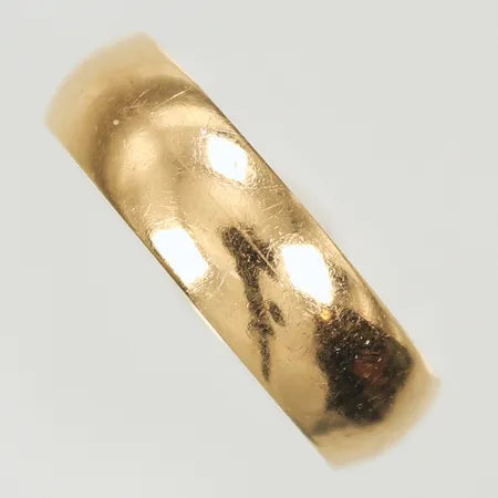 Slät ring stl 17¼, bredd 5mm, gravyr, repig, 18K, 7,1g Vikt: 7,1 g