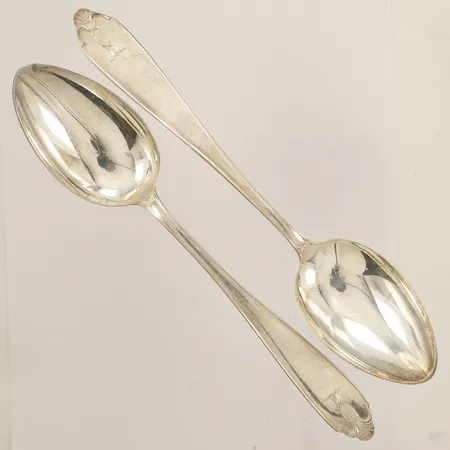 Två bordsskedar längd 20,5cm GAB år 1939 gravyr silver 830/1000 Vikt: 109,7 g
