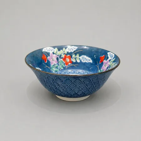 Skål Japan, ca Ø15cm höjd 7cm, med polykromt naturmotiv