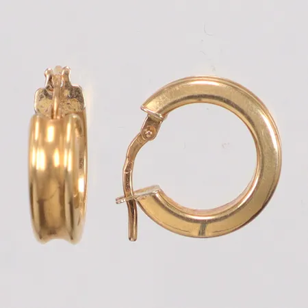 Ett par örhängen Creoler Ø15,7mm, 14K Vikt: 1,8 g