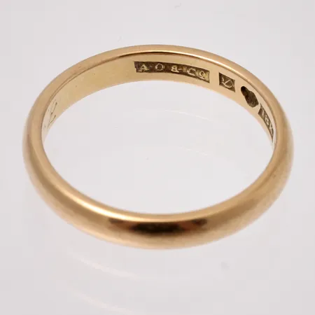 Diverse defekt guld, 18K, 4,54g.