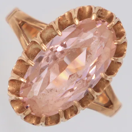 Ring med rosa sten stl:17¼, bredd 17,8mm, 14K  Vikt: 4,4 g