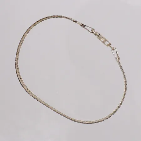 Armband delvis matterad längd 18,5cm, bredd 5,4mm silver 925/1000 Vikt: 7,2 g