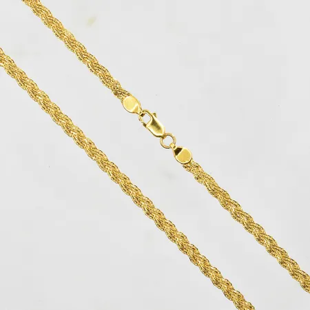Collier flätad modell längd 40cm, bredd 3mm, 21K. Vikt: 7,7 g