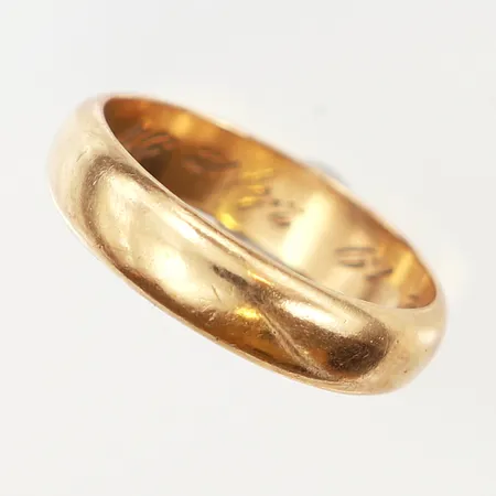 Ring slät stl:17½, bredd:5mm, gravyr, 18K Vikt: 5 g