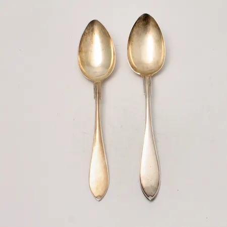 2st skedar i silver, längd ca 22cm, modell Svensk spetsig, 830/1000, 123,62g. 