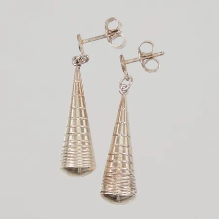 Ett par örhängen 34x8,5mm, silver 835/1000 Vikt: 2,4 g