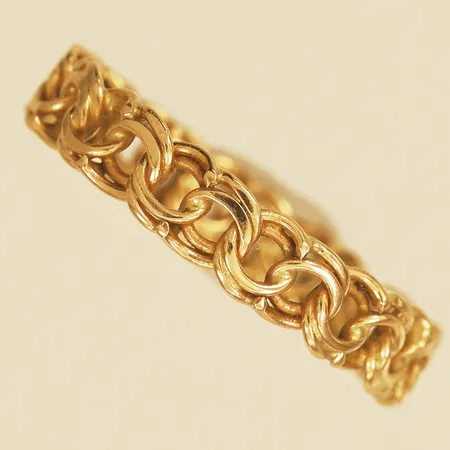 Ring Bismarck stl:17 bredd 4,0mm ojämnheter 18K Vikt: 1,5 g