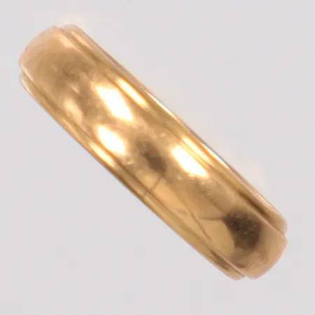Ring slät stl.17¾, gravyr, 18K Vikt: 8,5 g