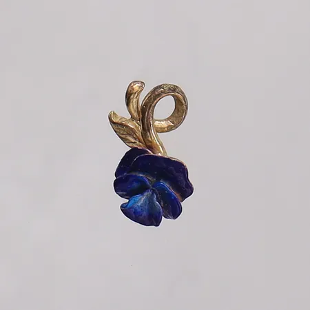 Hänge emaljerad blomma, längd 15,2mm bredd 8,5mm, förgyllt silver 835/1000 Vikt: 0,9 g