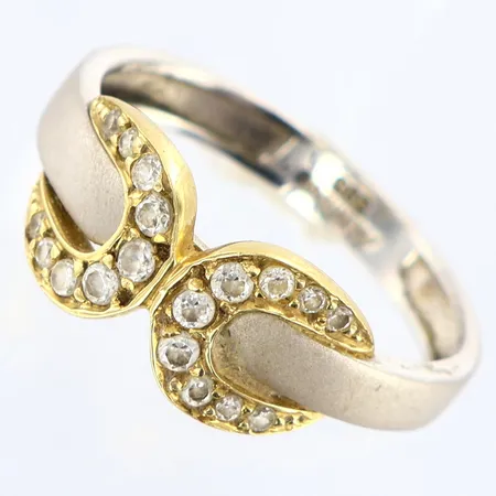 Ring med vita stenar stl:18, bredd 3-8mm, altinbas, tvåfärgad, 14K Vikt: 3 g
