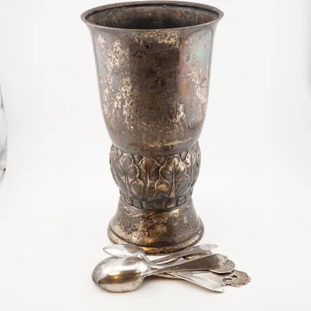 Diverse silver, 830/1000 Vikt: 539 g