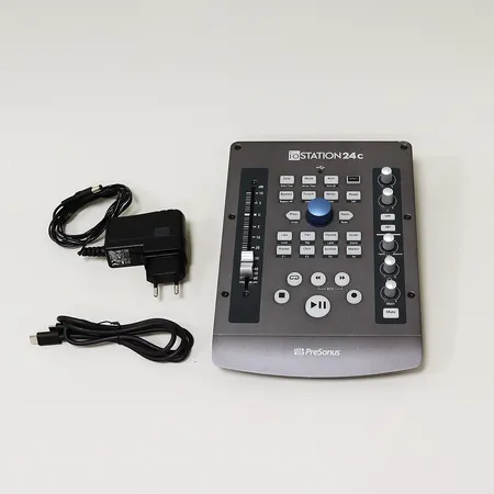 Ljudgränssnitt PreSonus ioStation24c, serienr STAC20080102, C012008, nätsladd, usb-kabel, inga övriga tillbehör.