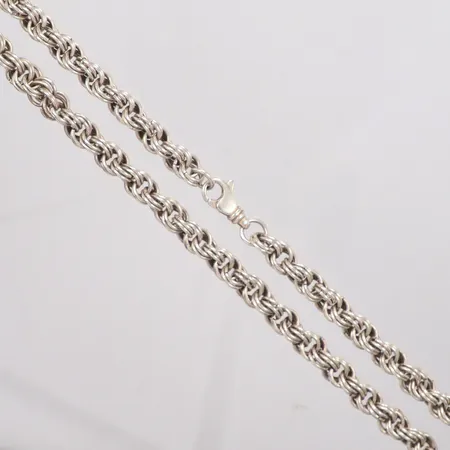 Kedja längd ca 49cm, bredd 7mm, silver 925/1000 Vikt: 58,1 g