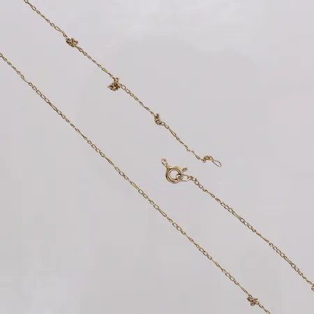 Kedja längd ca 45cm bredd 1,1mm, defekt lås, knutar. 14K Vikt: 1,8 g