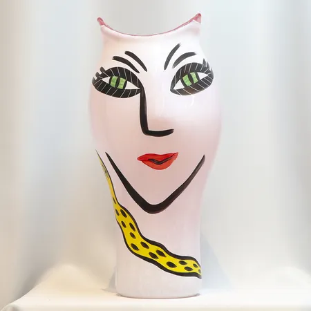 Vas Open Minds, Ulrica Hydman-Vallien, Kosta Boda, höjd ca 36cm, handmålad, rosa, signerad "Artist Collection" numrerad 48745, etikettmärkt Skickas med postpaket.
