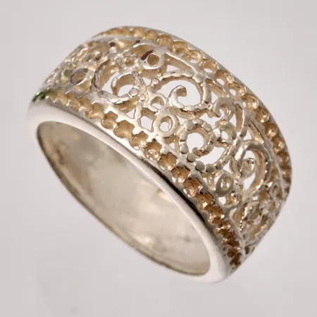 Ring stl: 17½, bredd ca 6x11mm, silver 925/1000, 3,88g.