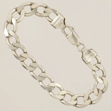 Armband Pansar längd ca 17cm bredd 9,0mm bucklor silver 925/1000 Vikt: 16,4 g