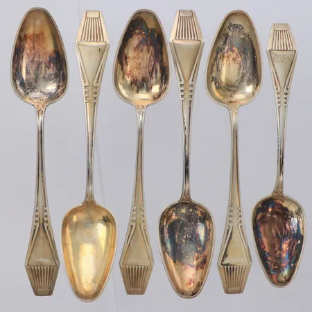 6 Skedar modell Soumi, längd 12,5-13,5cm, Finland, en graverad, silver 813/1000  Vikt: 121,1 g