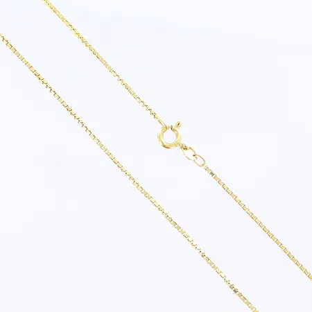 Kedja Venezia längd 40,2cm bredd 1mm 18K.  Vikt: 3,8 g