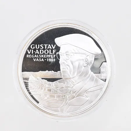 Samlarmynt Kungariket Sverige Regalskeppet Vasa 1961 Gustav VI Adolf plastetui Ø36mm silver 925/1000 Vikt: 28 g Vikt: 28 g