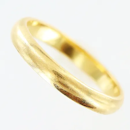 Ring slät stl:18½ bredd 3mm 18K.  Vikt: 4,1 g