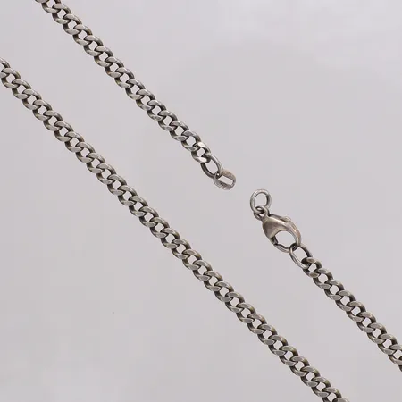 Kedja Pansar längd 43,5cm, bredd 3,8mm, öppen bindögla vid lås silver 925/1000 Vikt: 13,6 g