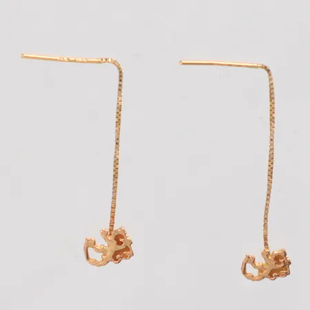 Ett par örhängen längd 4cm, bredd 6,5mm, 14K Vikt: 0,2 g