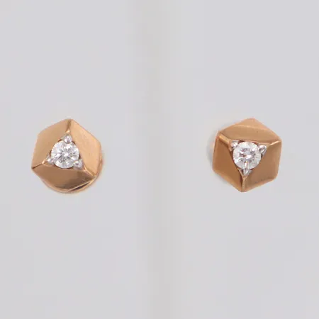 Örhängen med diamanter 2x ca 0,03ct, bredd 4,6mm, skruvlås, 14K  Vikt: 1,7 g