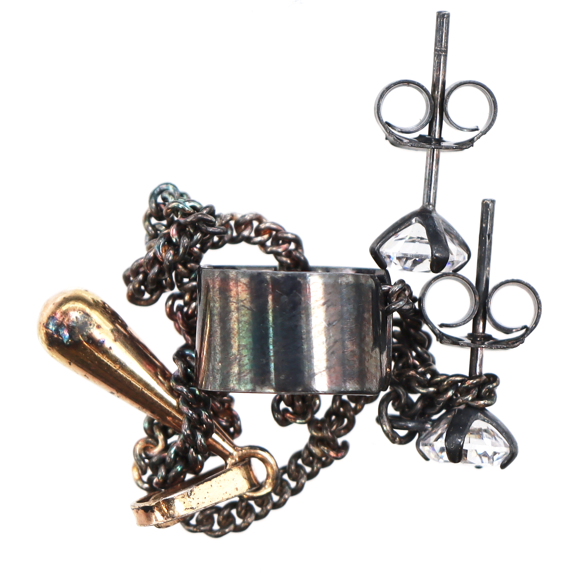 Diverse silversmycken, delvis defekta, 925/1000 Vikt: 3,8 g
