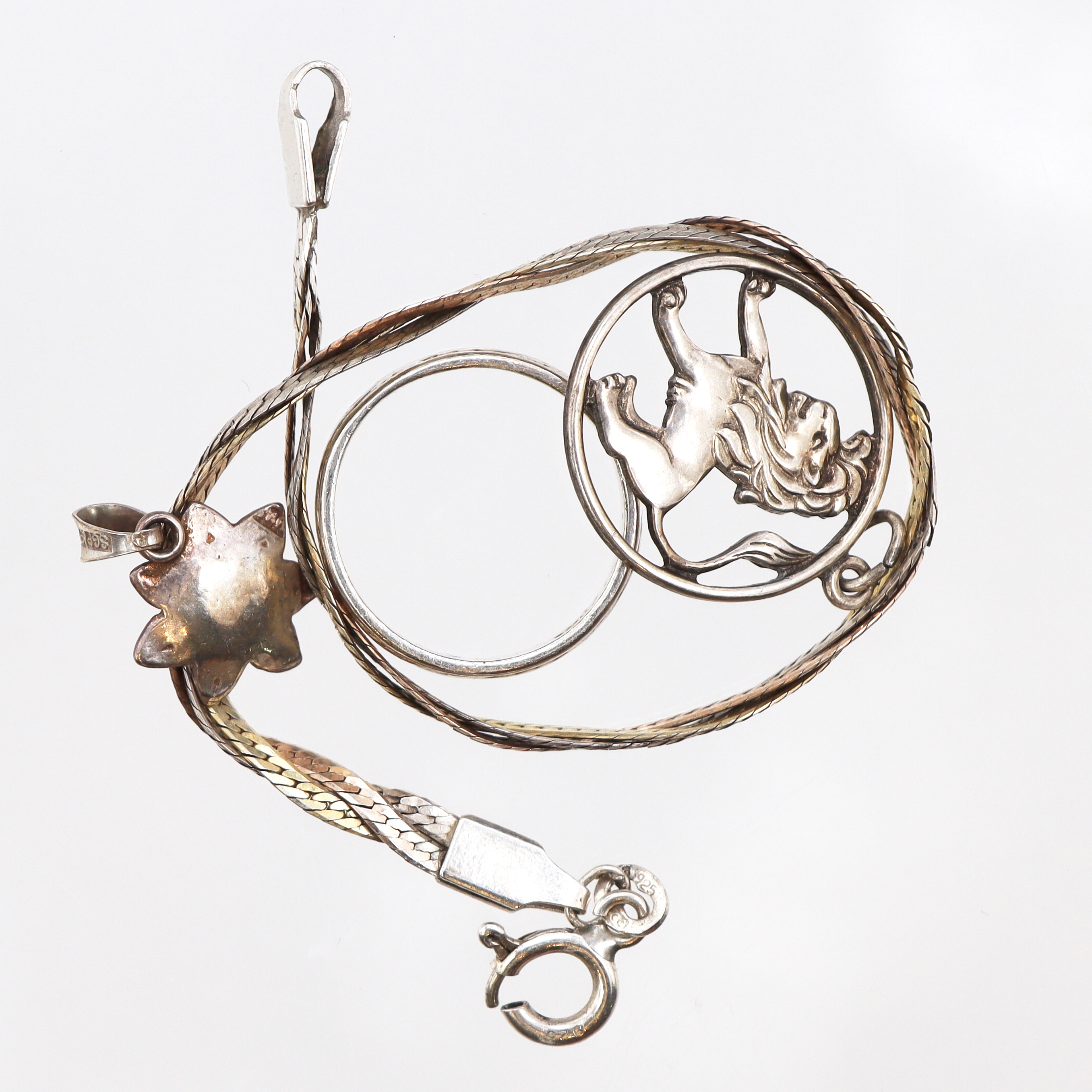 Diverse silversmycken, lagningar, 830-925/1000 silver Vikt: 9,9 g