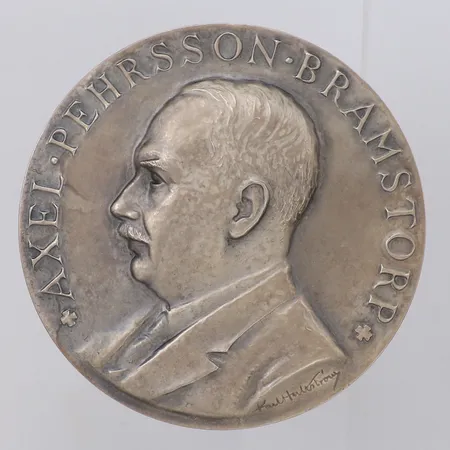 Medalj Axel Pehrsson Bramstorp Ø10cm, gravyr, silver 830/1000 Vikt: 426,1 g