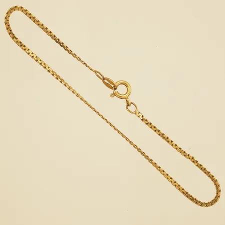 Armband längd 19cm bredd 1,6mm skevheter 14K Vikt: 1,7 g