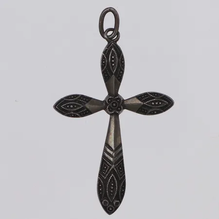 Hänge kors längd 40mm, bredd 23mm, 830/1000 silver Vikt: 2,3 g