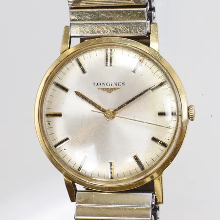 Herrur Longines 18K Ø34mm boett nr. 8541-4 snr. 50845476 ca år 1971 cal. 284 manuell uppdragning, repigt glas, slitage, gravyr, flexlänk med slitage, guld boetten, bruttovikt 62,9g