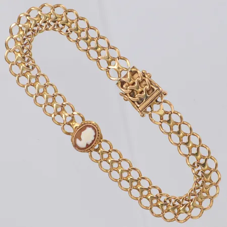 Armband Fiskben med Camé längd 18cm, bredd 10mm, svaga länkdelar, 18K Vikt: 12 g
