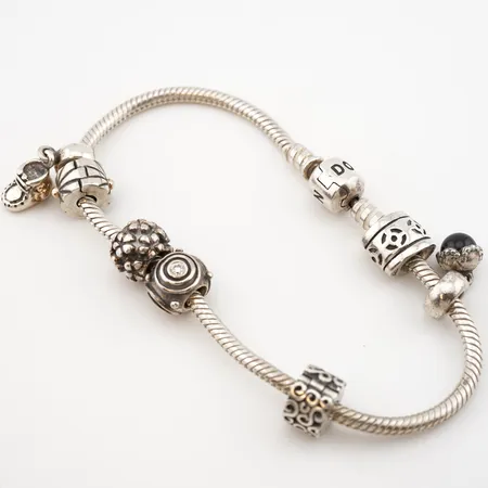 Armband Pandora m 7 berlocker, silver, 18,5cm, 925/1000 Vikt: 35 g