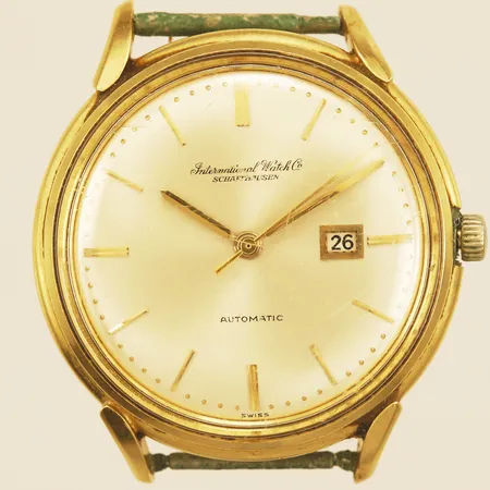 Herrur IWC International Watch co  Shaffhausen 18K Ø36mm automatisk datum personlig gravyr repigt glas, repig baksida inga tillbehör. Vikt: 0 g