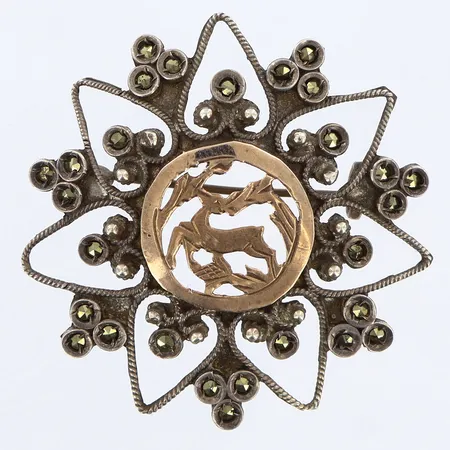 Brosch med markasiter Ø45mm, skadade stenar, 830/1000 silver Vikt: 7,6 g