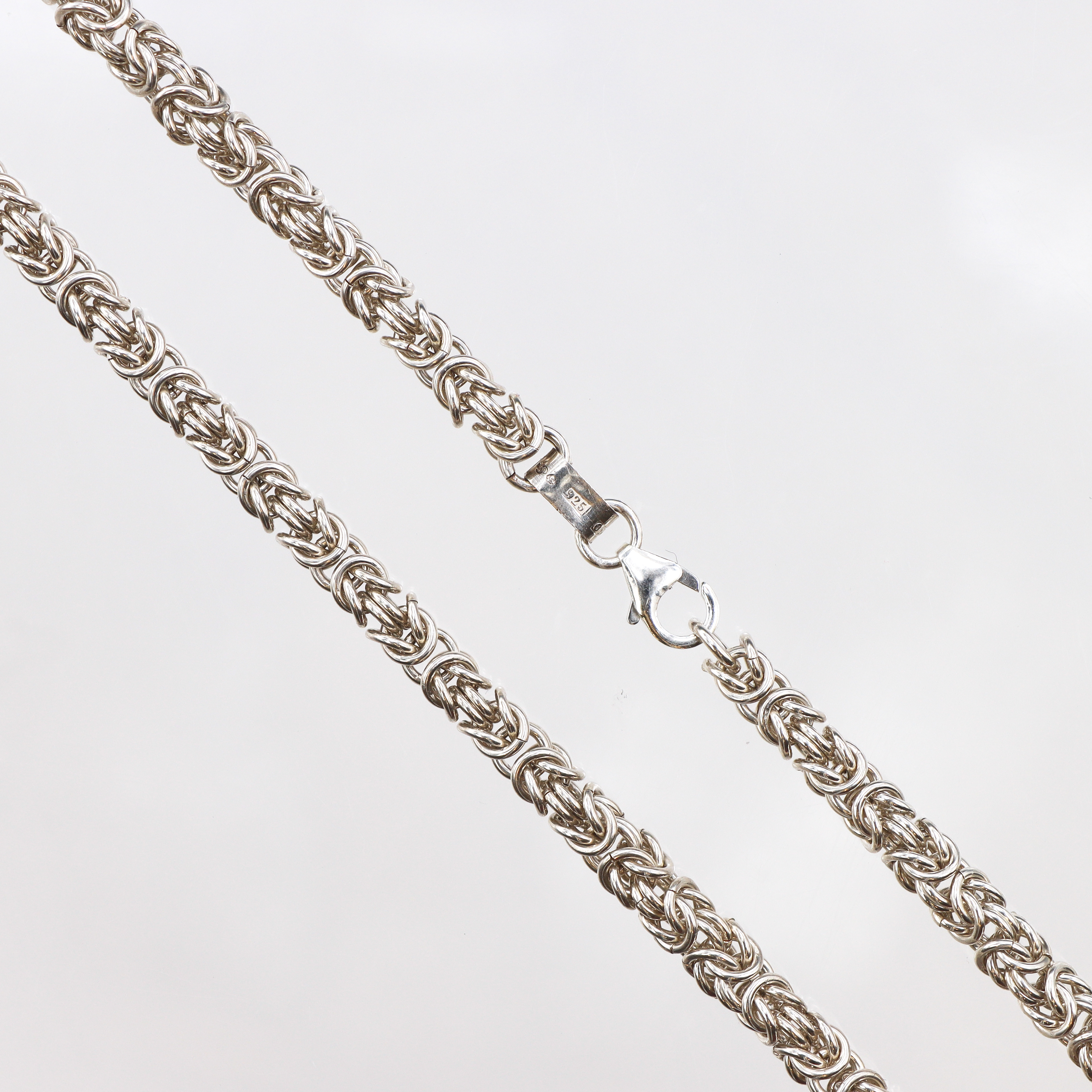 Kedja drottninglänk 57cm, bredd: 5mm, 925/1000 silver Vikt: 53,3 g