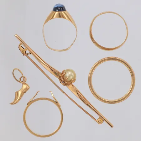 Diverse guld, sten, pärla, skadat, gravyr, 18K Vikt: 13 g