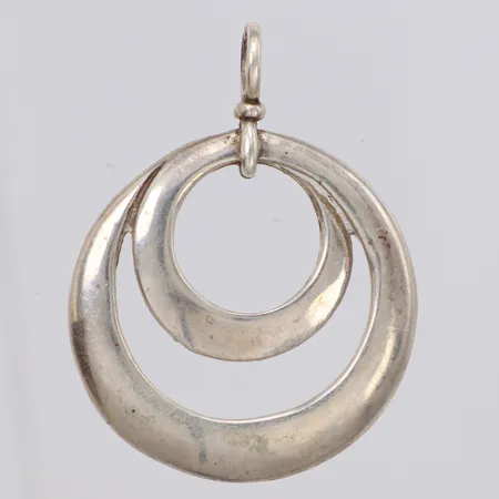 Hänge längd 41mm, bredd 30,8mm, silver 925/1000 Vikt: 6,3 g