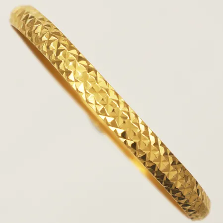 Armring hamrad dekor Ø6,2cm bredd 6,5mm smärre repor ostämplat 20K Vikt: 11,4 g