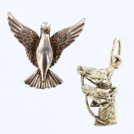 2 Hängen häst samt fågel motiv, längd: 17mm, 16mm, silver 925/1000 Vikt: 3 g