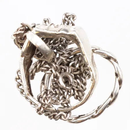 Diverse silversmycken, defekta, 925/1000 Vikt: 24,2 g